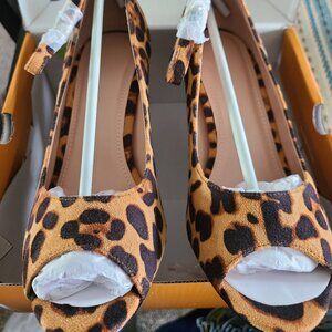 Ermonn Leopard Stiletto Heel 6 inch heel Size 7